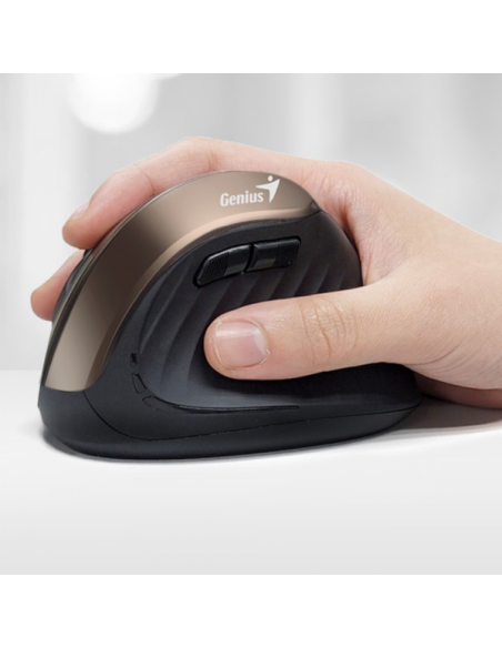Miš Genius Ergo 8250S USB bežični silver grey Miš Genius Ergo 8250S USB bežični silver grey