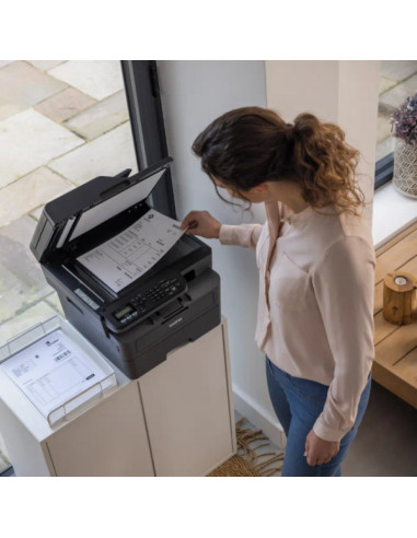 Multifunkcijski uređaj Brother MFC L2802DW